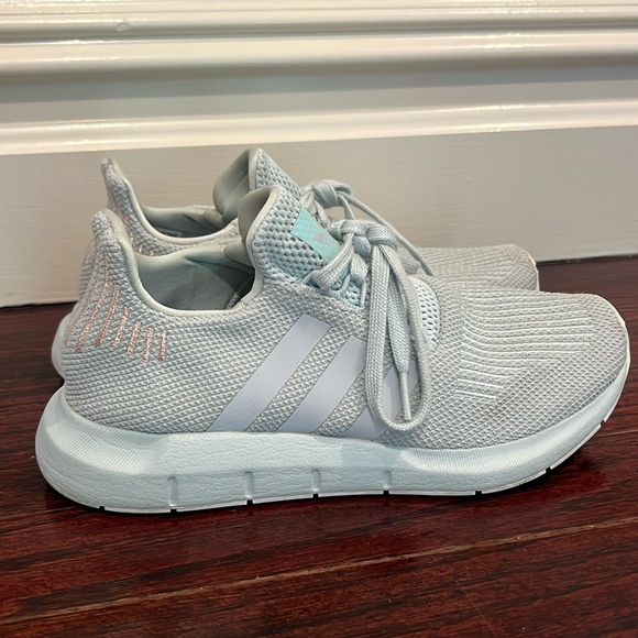 adidas Shoes - Excellent Condition Teal Adidas Swift Run Sneakers